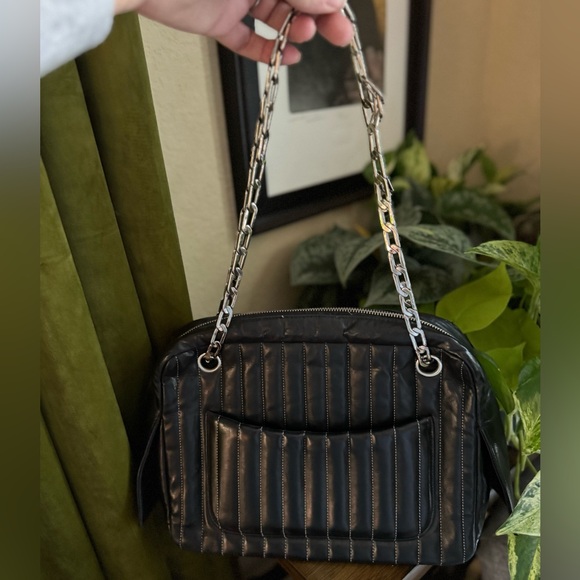 Black CHANEL Camera Bag - Picture 4 of 7